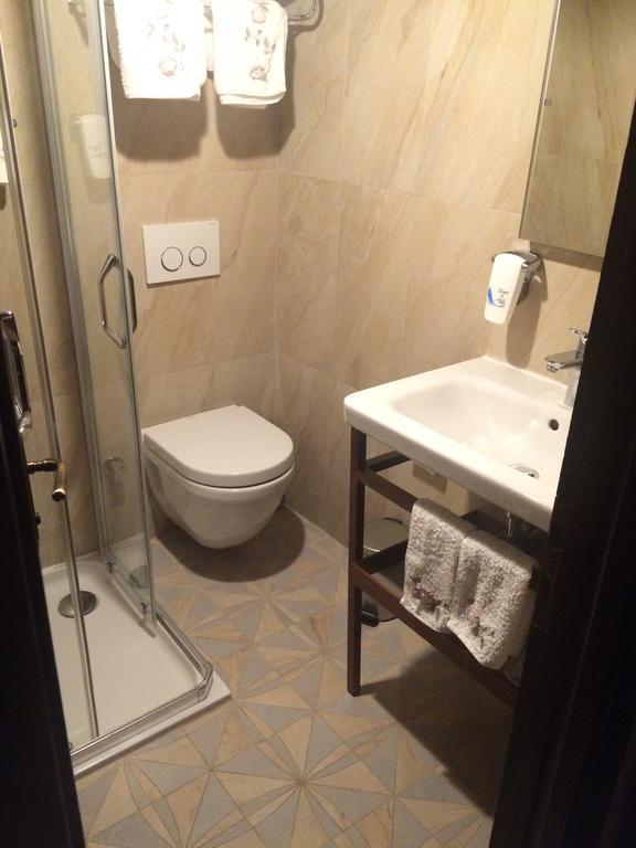 Villa Neva Hotel Kindira Luaran gambar