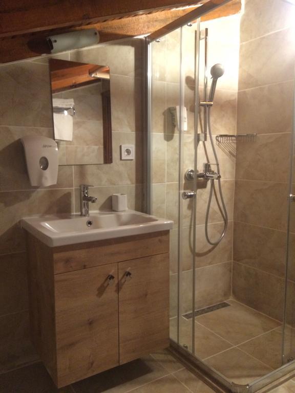 Villa Neva Hotel Kindira Luaran gambar